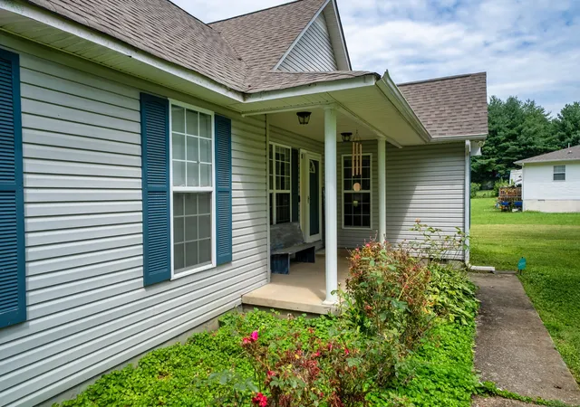 Homes for sale in Cowan, TN | 358 Bookout Ln, Cowan, TN 37318 | MLS# 3262550