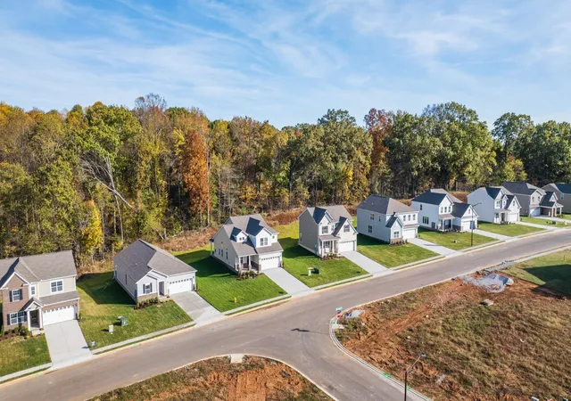 26th image of 732 Kinross Dr, Clarksville, TN 37043 | MLS# 3262142