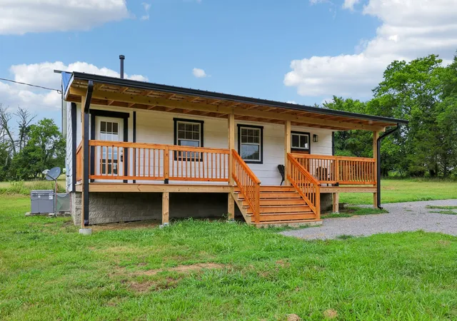 Homes for sale in Milton, TN | 12297 Elrod Mcelroy Rd, Milton, TN 37118 | MLS# 3262656