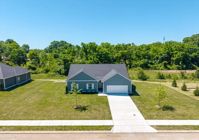 Homes for sale in Columbia, TN | 113 Centennial Lane, Columbia, TN 38401 | MLS# 3269976