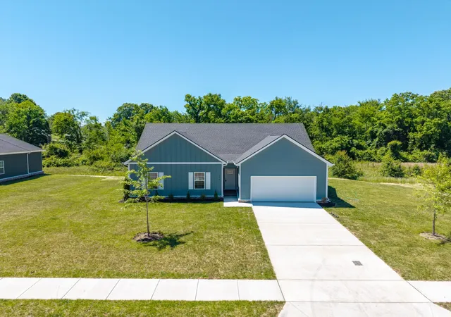 Homes for sale in Columbia, TN | 113 Centennial Lane, Columbia, TN 38401 | MLS# 3269976
