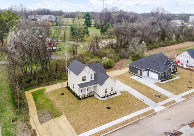 Homes for sale in Columbia, TN | 101 Centennial Lane, Columbia, TN 38401 | MLS# 3269949