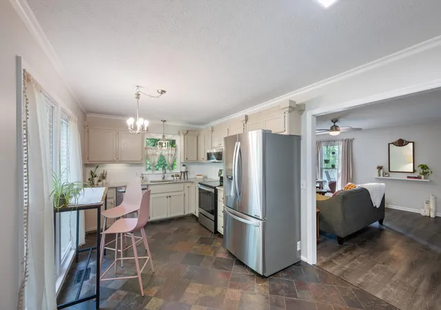Homes for sale in Springfield, TN | 204 Timberlake Dr, Springfield, TN 37172 | MLS# 3263485