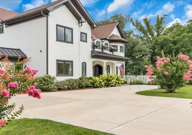 Photo 4 of Sale Pending at 3814 Mistico Ln, Franklin, TN 37064 | MLS# 3262573 | Listing updated on 2026-09-02
