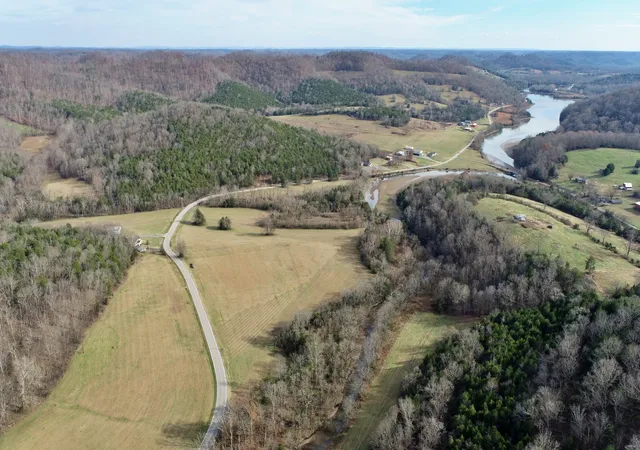 3rd image of 944 Wartrace Hwy, Pleasant Shade, TN 37145 | MLS# 3301980