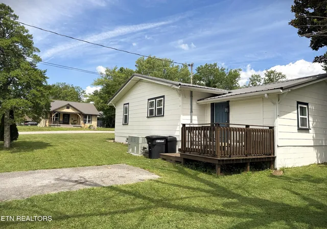 2nd image of 501 Ash Ave, Cookeville, TN 38501 | MLS# 3262546
