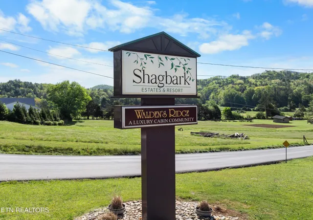 2nd image of 11 Balsam Slopes Rd, Sevierville, TN 37862 | MLS# 3302177