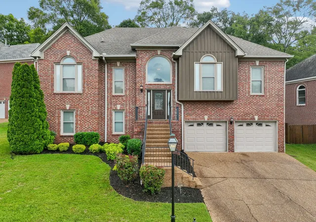 1st image of 612 Bayhill Ct N, Hermitage, TN 37076 | MLS# 3305509
