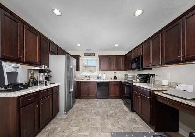 Photo 3 of Single family home for sale at 168 Grace Ct, Manchester, TN 37355 | MLS# 3280855 | Listing updated on 2026-10-09