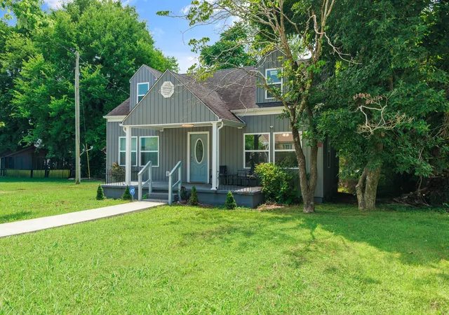 1st image of 205 Garfield St, Mc Minnville, TN 37110 | MLS# 3262948