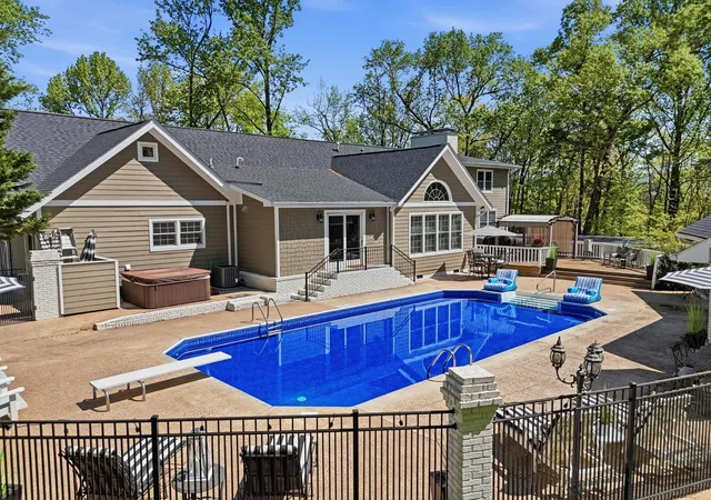 100th image of 8332 Mill Race Dr, Ooltewah, TN 37363 | MLS# 3298170