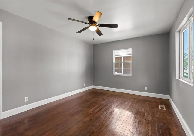 2nd image of 712 Parkview Dr, Chattanooga, TN 37411 | MLS# 3336893