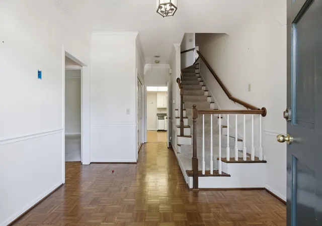 4th image of 4400 Belmont Park Ter, Nashville, TN 37215