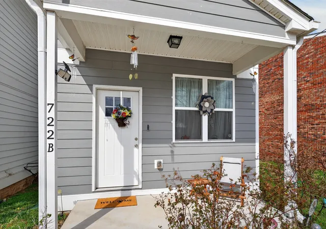 Homes for sale in Lebanon, TN | 722 Cole Ave #B, Lebanon, TN 37087 | MLS# 3262657