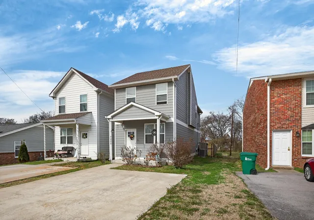 Homes for sale in Lebanon, TN | 722 Cole Ave #B, Lebanon, TN 37087 | MLS# 3262657