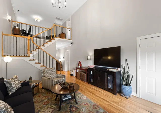 5th image of 1200B Cedar Ln, Nashville, TN 37212 | MLS# 3502112