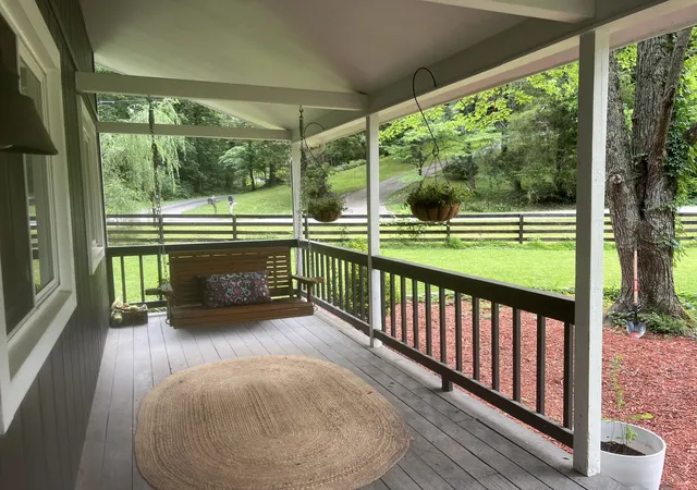 Homes for sale in Ashland City, TN | 1051 Green Valley Dr, Ashland City, TN 37015 | MLS# 3263363