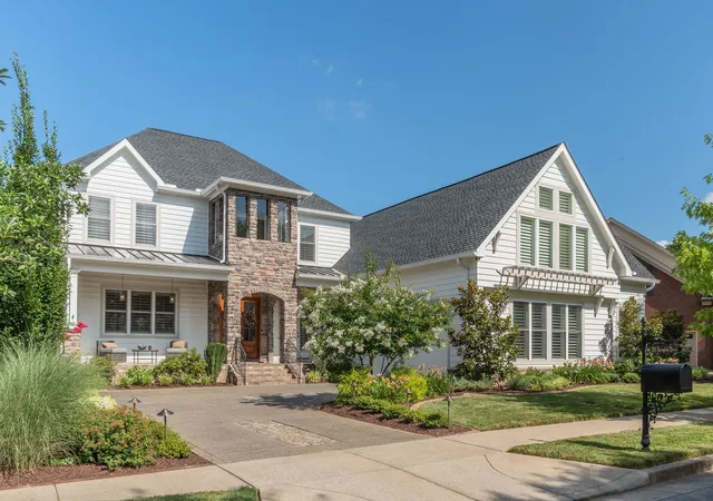 3rd image of 701 Springlake Dr, Franklin, TN 37064 | MLS# 3263130