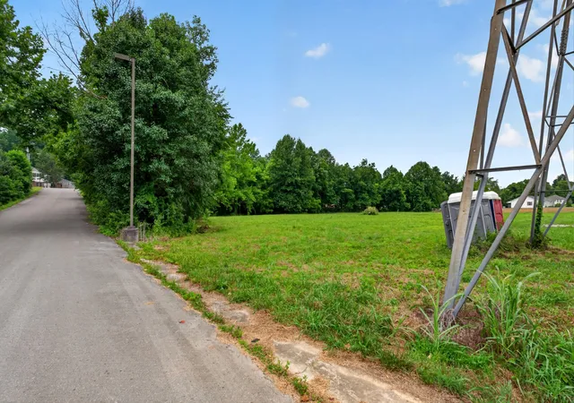 2nd image of 1 Cora Rd, Cookeville, TN 38501 | MLS# 3262783