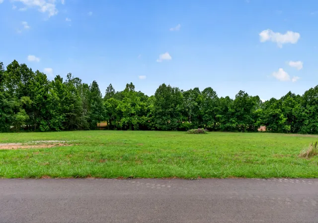 1st image of 2 Cora Rd, Cookeville, TN 38501 | MLS# 3262800