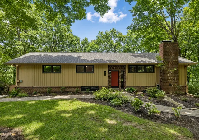 Photo 1 of Single family home for sale at 1214 Brentwood Ln, Brentwood, TN 37027 | MLS# 3272238 | Listing updated on 2026-09-02