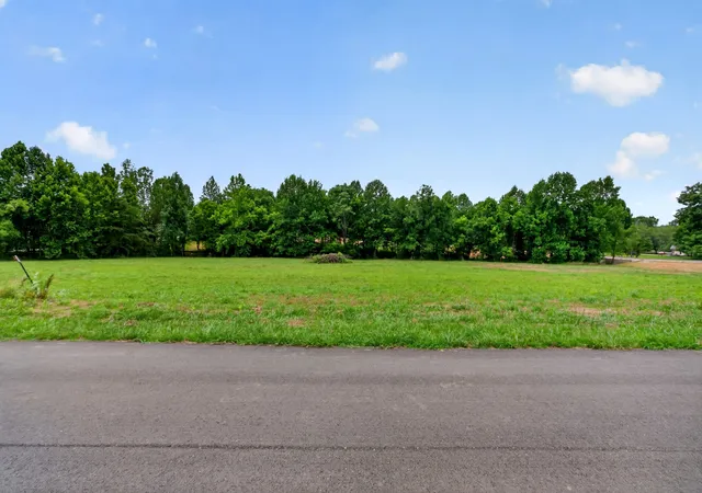 1st image of 3 Cora Rd, Cookeville, TN 38501 | MLS# 3262830