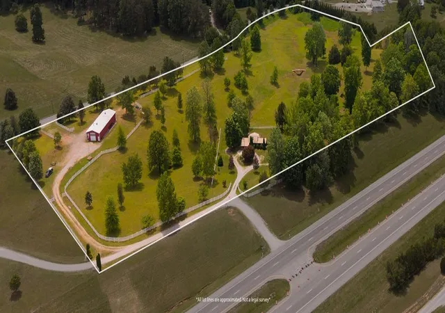 4th image of 5330 Sparta Hwy, Rock Island, TN 38581 | MLS# 3262879