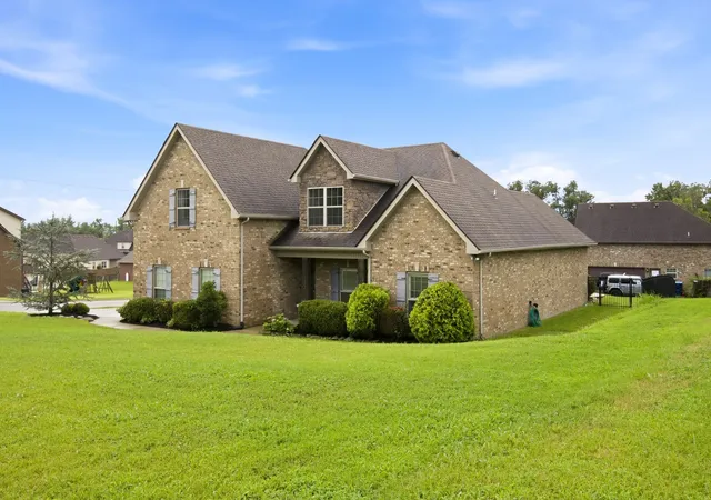 2nd image of 1301 Rivercrest Dr, Murfreesboro, TN 37129 | MLS# 3271971