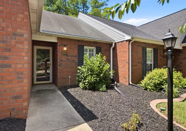 Homes for sale in Murfreesboro, TN | 2747 Stonehedge Dr, Murfreesboro, TN 37128 | MLS# 3269865