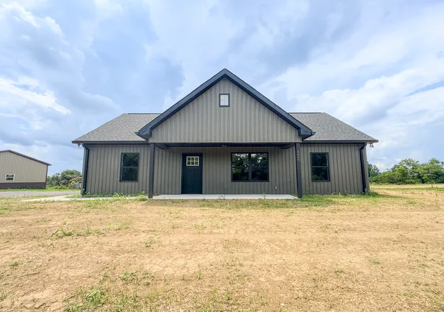 1st image of 4649 Scottsville Rd, Lafayette, TN 37083 | MLS# 3269684