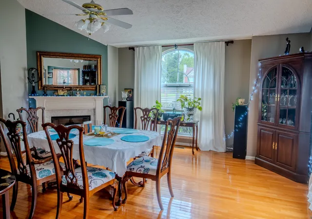 Photo 2 of Single family home for sale at 233 Lone Oak Dr, White House, TN 37188 | MLS# 3280747 | Listing updated on 2026-08-24
