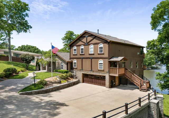 Homes for sale in Old Hickory, TN | 639 Rebel Rd, Old Hickory, TN 37138 | MLS# 3264073