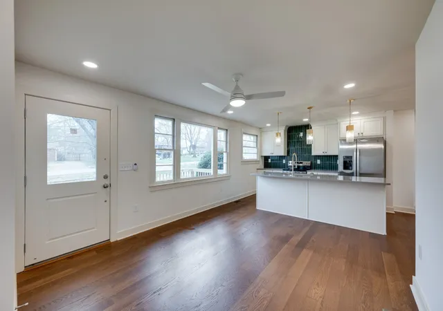 Photo 3 of Sale Pending at 1725 Welcome Ln, Nashville, TN 37216 | MLS# 3269959 | Listing updated on 2026-08-19