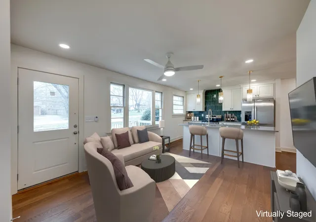 Photo 4 of Sale Pending at 1725 Welcome Ln, Nashville, TN 37216 | MLS# 3269959 | Listing updated on 2026-08-19