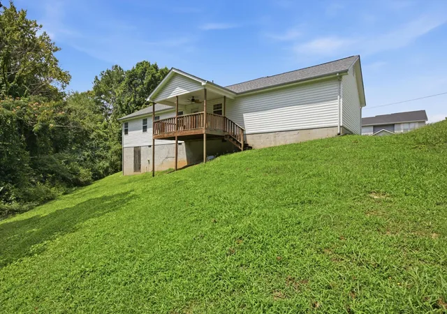 Homes for sale in Ringgold, GA | 144 N Brent Dr, Ringgold, GA 30736 | MLS# 3262992