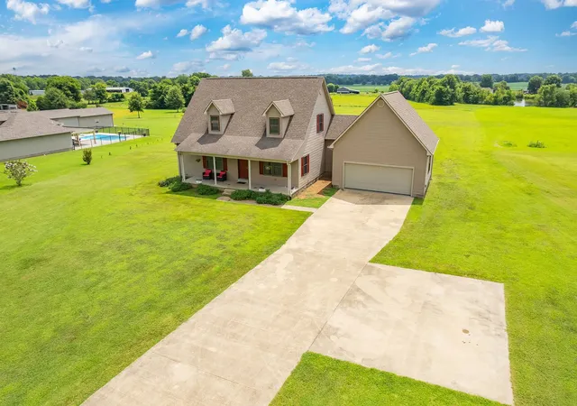 Homes for sale in Dyersburg, TN | 288 Polo Dr, Dyersburg, TN 38024 | MLS# 3263025