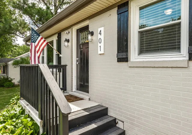 Photo 3 of Single family home for sale at 401 Weaver Ln, Springfield, TN 37172 | MLS# 3264106 | Listing updated on 2026-09-07