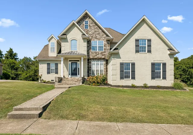 Photo 1 of Single family home for sale at 320 Creekside Dr, Lewisburg, TN 37091 | MLS# 3269683 | Listing updated on 2026-09-04