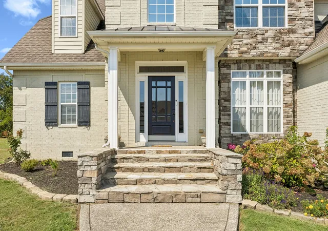 Photo 2 of Single family home for sale at 320 Creekside Dr, Lewisburg, TN 37091 | MLS# 3269683 | Listing updated on 2026-09-04