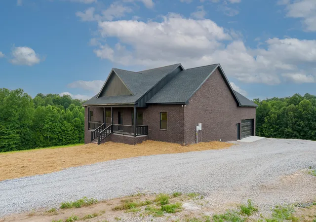 Homes for sale in Red Boiling Springs, TN | 2010 Lafayette Rd, Red Boiling Springs, TN 37150 | MLS# 3263204
