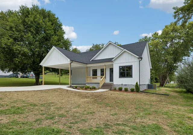1st image of 295 Meadow Dr, Gordonsville, TN 38563 | MLS# 3272100