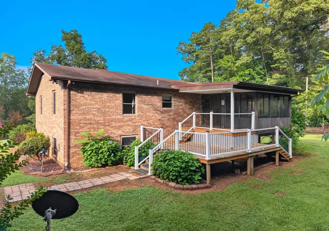 3rd image of 1788 Longs Bend Pike, Surgoinsville, TN 37873 | MLS# 3263050