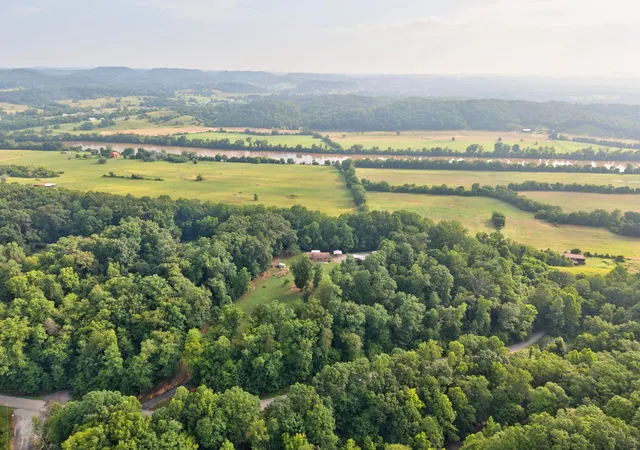 Homes for sale in Surgoinsville, TN | 1788 Longs Bend Pike, Surgoinsville, TN 37873 | MLS# 3263050