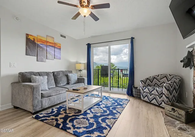 4th image of 3710 Weber Road #UNIT 104-E, Gatlinburg, TN 37738 | MLS# 3304388
