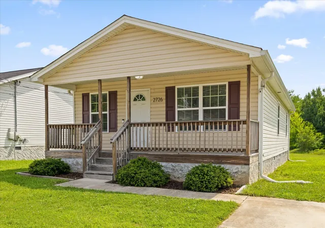 Homes for sale in Chattanooga, TN | 2726 Cannon Avenue, Chattanooga, TN 37404 | MLS# 3263053
