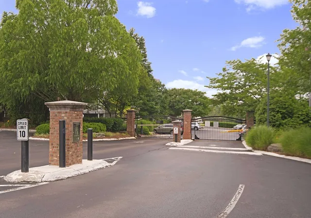 3rd image of 2025 Woodmont Blvd #309, Nashville, TN 37215 | MLS# 3263201