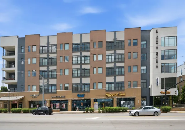 Listing Photo 4 - Condo for sale in building located at 2407 8Th Ave S, Nashville, TN 37204 - Unit #512