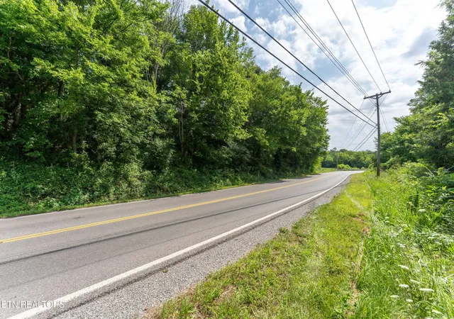 1st image of 1246 Deep Springs Rd, Dandridge, TN 37725 | MLS# 3263189