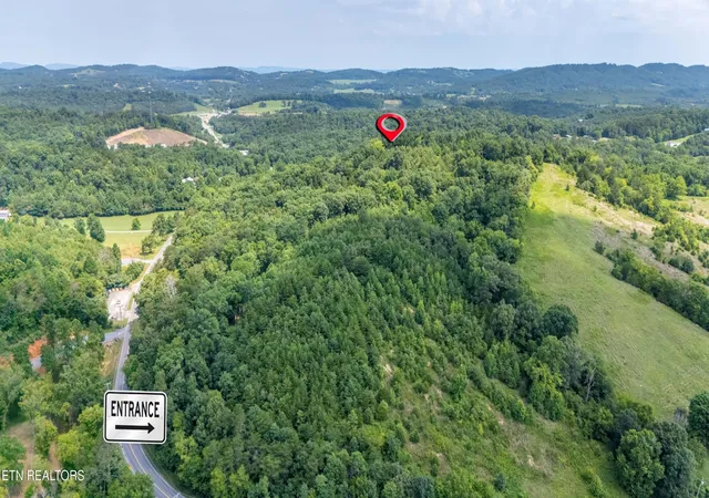 4th image of 1246 Deep Springs Rd, Dandridge, TN 37725 | MLS# 3263189