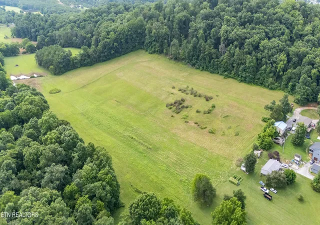 5th image of 1246 Deep Springs Rd, Dandridge, TN 37725 | MLS# 3263189